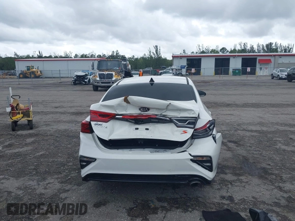 2019 Kia Forte S z VIN 3KPF34AD3KE119391, wystawiony jako IAAI lot #41990111 z przebiegiem 21 904 mil mil oraz . Historia ofert i sprzedaży dostępna na DreamBid. Obrazek 16.