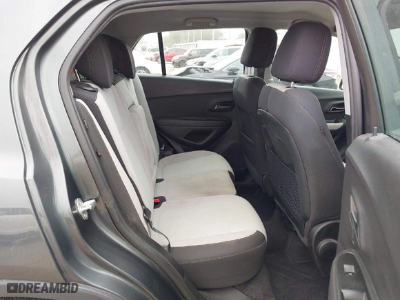 2020 Chevrolet Trax LS with VIN 3GNCJKSB7LL171718, listed as a IAAI auction lot 41742694 with 99,398 mi miles. Bid and sale history available at carsss.com. Image 8.