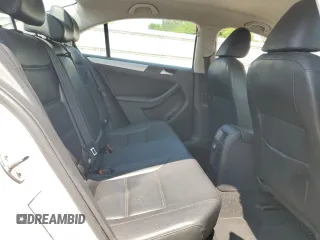 2013 Volkswagen Jetta SE with VIN 3VWDP7AJ9DM418635, listed as a Copart auction lot 59854495 with 169,960 mi miles and Salvage title. Bid and sale history available at DreamBid. Image 10.