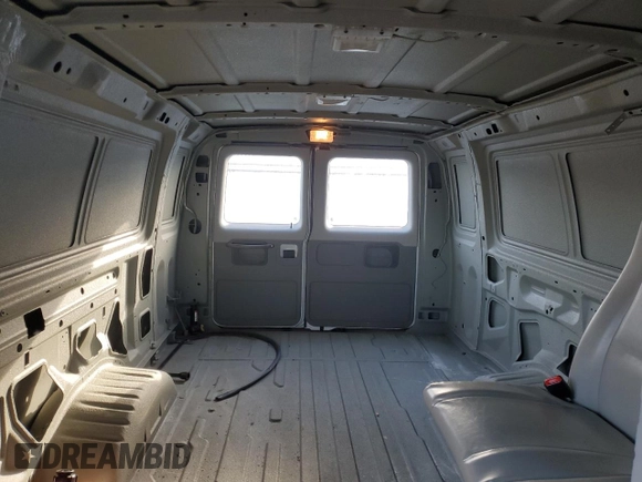 2008 Ford Econoline Cargo Commercial with VIN 1FTNS24L68DB18056, listed as a Copart auction lot 49248325 with 45,681 mi miles and Salvage Title. Bid and sale history available at DreamBid. Image 10.