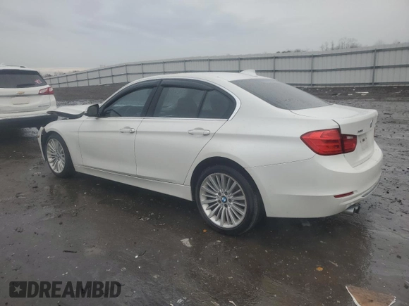 2013 BMW 3 Series 328i xDrive with VIN WBA3B3G58DNR80139, listed as a Copart auction lot 86662574 with 124,966 mi miles and Salvage Title. Bid and sale history available at carsss.com. Image 2.