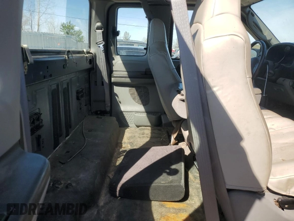 2005 Ford F-250 XL с VIN 1FTSX21585ED28951, выставлен на аукционе Copart как лот 55117845 с пробегом Не указан миль и Чистый • Clean title. История ставок и продаж доступна на DreamBid. Изображение 10.