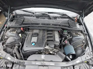 2011 BMW 3 Series 328i xDrive with VIN WBAKF5C59BE654865, listed as a IAAI auction lot 40848193 with 114,490 mi miles. Bid and sale history available at carsss.com. Image 10.