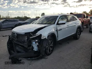 2024 Volkswagen Atlas SE with VIN 1V2LE2CA5RC201644, listed as a Copart auction lot 77458394 with 47,523 mi miles and Salvage title. Bid and sale history available at DreamBid. Image 1.