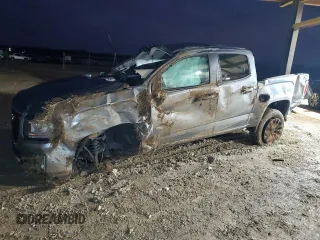2021 GMC Canyon 2WD Elevation with VIN 1GTG5CEN0M1213178, listed as a Copart auction lot 41433195 with 0 mi miles and Salvage Title. Bid and sale history available at carsss.com. Image 1.