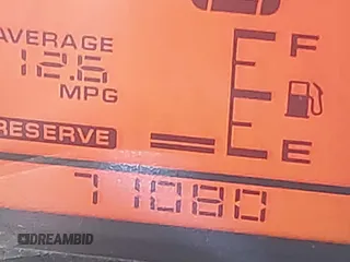 1992 Chevrolet Corvette z VIN 1G1YY23P9N5107499, wystawiony jako IAAI lot #42155734 z przebiegiem 71 080 mil mil oraz . Historia ofert i sprzedaży dostępna na DreamBid. Obrazek 12.