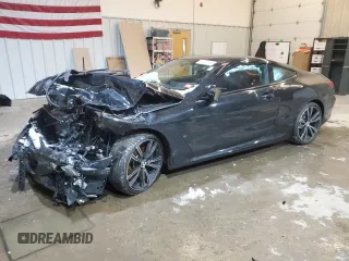 2025 BMW 8 Series M850i xDrive with VIN WBABC4C0XSCS43817, listed as a Copart auction lot 42441185 with 0 mi miles and Salvage Title. Bid and sale history available at carsss.com. Image 1.