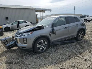 2024 Mitsubishi Outlander S z VIN JA4ARUAU0RU023605, wystawiony jako Copart lot #47551165 z przebiegiem 1 452 mil mil oraz Szkoda całkowita • Salvage title. Historia ofert i sprzedaży dostępna na DreamBid. Obrazek 1.