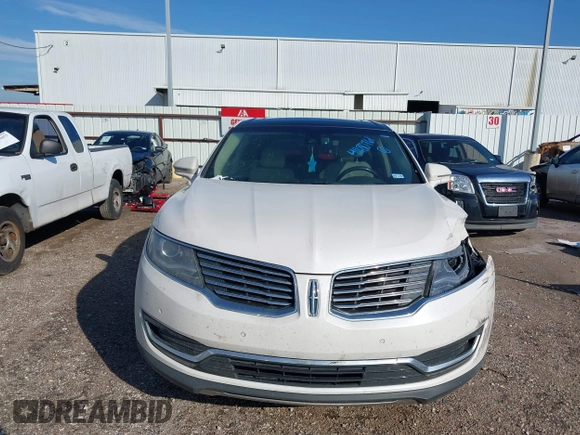 2018 Lincoln MKX Reserve with VIN 2LMPJ6LR7JBL26743, listed as a IAAI auction lot 41180761 with 76,573 mi miles. Bid and sale history available at carsss.com. Image 12.