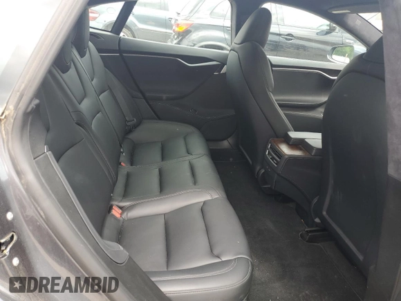 2020 Tesla Model S Long Range с VIN 5YJSA1E28LF390602, выставлен на аукционе Copart как лот 63778115 с пробегом 39 802 миль миль и Списание • Salvage title. История ставок и продаж доступна на DreamBid. Изображение 10.