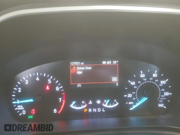 2021 Ford Escape SE z VIN 1FMCU0G60MUA68241, wystawiony jako Copart lot #57090665 z przebiegiem 127 851 mil mil oraz Czysty tytuł • Clean title. Historia ofert i sprzedaży dostępna na DreamBid. Obrazek 9.
