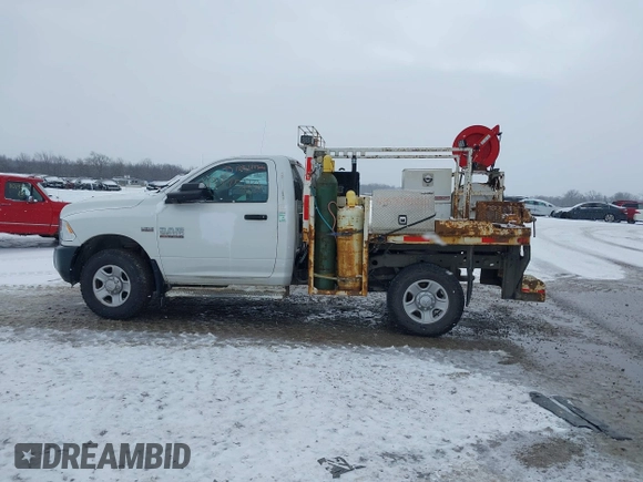 2014 Ram 2500 z VIN 3C7WR5AJ3EG225104, wystawiony jako IAAI lot #41397520 z przebiegiem 128 477 mil mil oraz . Historia ofert i sprzedaży dostępna na DreamBid. Obrazek 14.