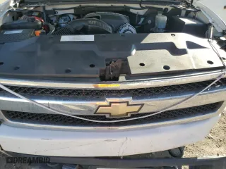 2009 Chevrolet Silverado 1500 LTZ with VIN 1GCEK39049Z136547, listed as a Copart auction lot 82596254 with 171,433 mi miles and Salvage Title. Bid and sale history available at carsss.com. Image 11.