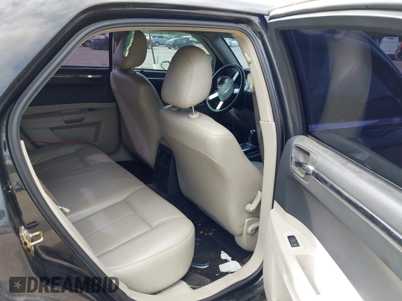 2006 Chrysler 300 Touring with VIN 2C3KA53G36H220558, listed as a IAAI auction lot 42159373 with 158,970 mi miles. Bid and sale history available at carsss.com. Image 8.