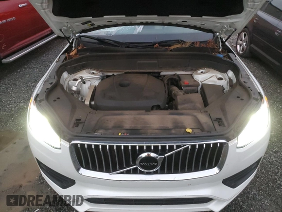 2020 Volvo XC90 Momentum with VIN YV4102CK4L1598280, listed as a Copart auction lot 79330254 with 61,206 mi miles and Clean Title. Bid and sale history available at carsss.com. Image 11.