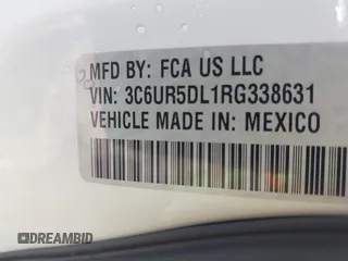 2024 Ram 2500 Big Horn z VIN 3C6UR5DL1RG338631, wystawiony jako IAAI lot #42608233 z przebiegiem 34 989 mil mil oraz . Historia ofert i sprzedaży dostępna na DreamBid. Obrazek 9.