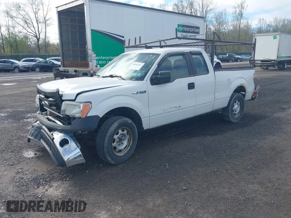 2014 Ford F-150 XL with VIN 1FTFX1CF8EFA94564, listed as a IAAI auction lot 40656243 with 184,667 mi miles. Bid and sale history available at carsss.com. Image 17.