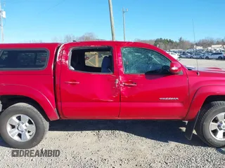 2014 Toyota Tacoma with VIN 5TFLU4EN5EX084179, listed as a IAAI auction lot 41398902 with 93,890 mi miles. Bid and sale history available at carsss.com. Image 13.