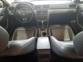 2015 Volkswagen Passat Wolfsburg Edition with VIN 1VWAT7A31FC012918, listed as a Copart auction lot 60961105 with 120,803 mi miles and Salvage title. Bid and sale history available at DreamBid. Image 8.