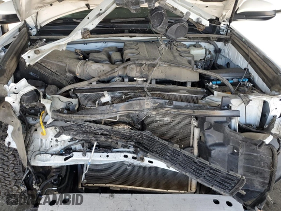 2019 Toyota 4Runner SR5 с VIN JTEBU5JR5K5700458, выставлен на аукционе Copart как лот 59049125 с пробегом 70 684 миль миль и Списание • Salvage title. История ставок и продаж доступна на DreamBid. Изображение 11.