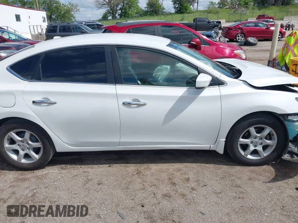 2017 Nissan Sentra SV z VIN 3N1AB7AP5HL642735, wystawiony jako IAAI lot #42321809 z przebiegiem 84 268 mil mil oraz . Historia ofert i sprzedaży dostępna na DreamBid. Obrazek 14.