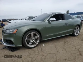 2012 Audi S5 Premium Plus z VIN WAUCVAFR5CA003417, wystawiony jako Copart lot #52379785 z przebiegiem Nie podano mil oraz Czysty tytuł • Clean title. Historia ofert i sprzedaży dostępna na DreamBid. Obrazek 1.