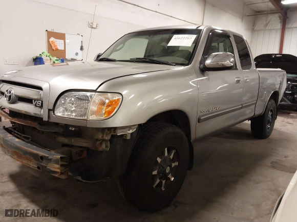 2005 Toyota Tundra SR5 with VIN 5TBBT44155S459077, listed as a IAAI auction lot 41622265 with 210,746 mi miles. Bid and sale history available at carsss.com. Image 23.