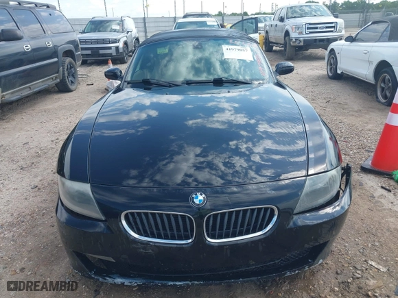 2008 BMW Z4 3.0i with VIN 4USBU33548LW76221, listed as a IAAI auction lot 41979057 with 102,879 mi miles. Bid and sale history available at carsss.com. Image 12.