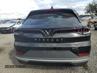 2024 VinFast VF 8 Eco z VIN RLLV1AEBXRH004788, wystawiony jako Copart lot #79732854 z przebiegiem Nie podano mil oraz Szkody całkowita. Historia ofert i sprzedaży dostępna na DreamBid. Obrazek 6.