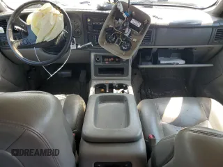 2004 Chevrolet Tahoe LS z VIN 1GNEC13Z14R277634, wystawiony jako Copart lot #56374955 z przebiegiem 247 285 mil mil oraz Szkoda całkowita • Salvage title. Historia ofert i sprzedaży dostępna na DreamBid. Obrazek 8.
