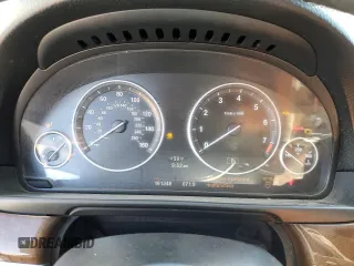 2013 BMW 5 Series 528i with VIN WBAXG5C54DD229520, listed as a Copart auction lot 49254295 with 161,348 mi miles and Salvage Title. Bid and sale history available at carsss.com. Image 9.