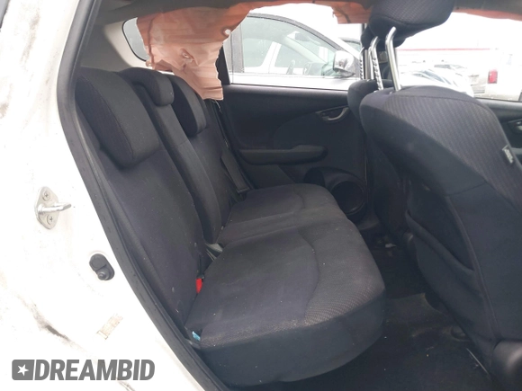 2012 Honda Fit Sport with VIN JHMGE8H52CC018984, listed as a IAAI auction lot 40880358 with 111,614 mi miles. Bid and sale history available at carsss.com. Image 8.