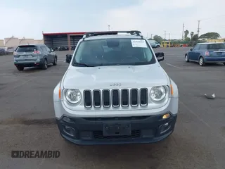 2017 Jeep Renegade Limited z VIN ZACCJBDB8HPE80599, wystawiony jako IAAI lot #41924622 z przebiegiem 91 058 mil mil oraz . Historia ofert i sprzedaży dostępna na DreamBid. Obrazek 13.