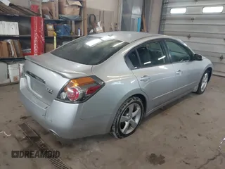 2008 Nissan Altima 3.5 SE with VIN 1N4BL21E28N431546, listed as a IAAI auction lot 41667628 with 1 mi miles. Bid and sale history available at carsss.com. Image 4.