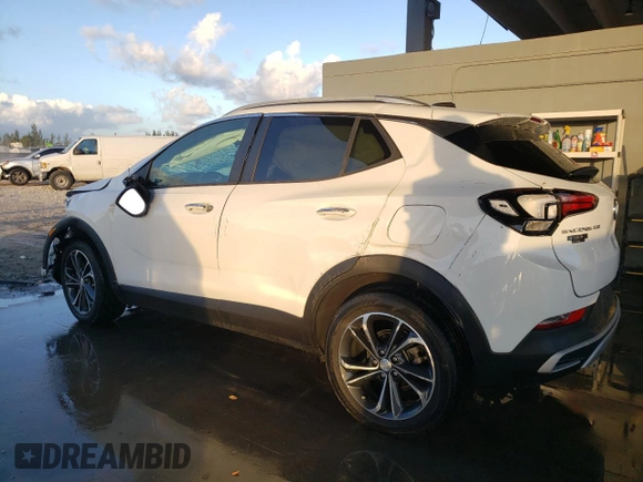 2020 Buick Encore GX Select with VIN KL4MMDS20LB071679, listed as a Copart auction lot 79948384 with 31,439 mi miles and Non repairable. Bid and sale history available at DreamBid. Image 2.