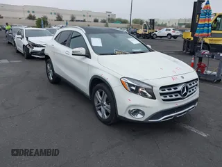 2018 Mercedes-Benz GLA 250 z VIN WDCTG4EB7JJ472597, wystawiony jako IAAI lot #42021387 z przebiegiem 118 853 mil mil oraz . Historia ofert i sprzedaży dostępna na DreamBid. Obrazek 1.