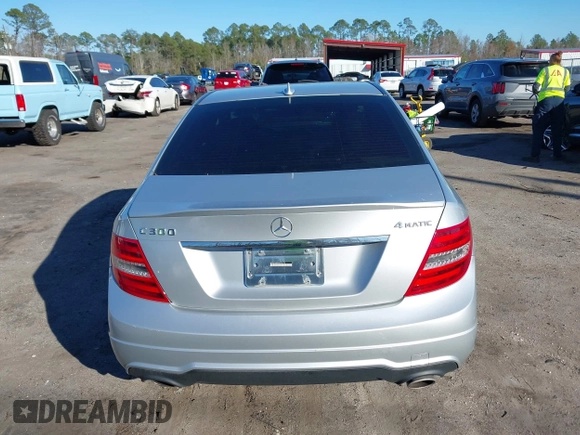 2013 Mercedes-Benz C 300 Sport with VIN WDDGF8AB2DG129176, listed as a IAAI auction lot 41354986 with 109,453 mi miles and . Bid and sale history available at carsss.com. Image 16.