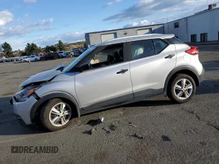 2019 Nissan Kicks SV with VIN 3N1CP5CU5KL557449, listed as a Copart auction lot 48081895 with 0 mi miles and Salvage Title. Bid and sale history available at carsss.com. Image 1.