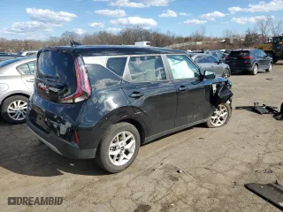 2024 Kia Soul LX with VIN KNDJ23AU1R7901738, listed as a Copart auction lot 50190085 with 3,835 mi miles and Salvage Title. Bid and sale history available at carsss.com. Image 3.