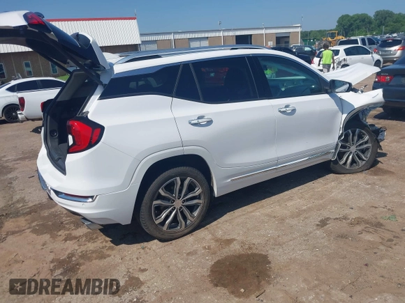 2020 GMC Terrain Denali z VIN 3GKALXEX9LL315238, wystawiony jako IAAI lot #42439208 z przebiegiem 78 585 mil mil oraz . Historia ofert i sprzedaży dostępna na DreamBid. Obrazek 4.