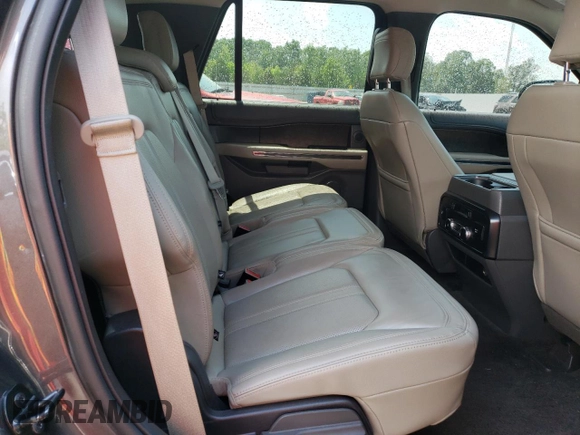 2018 Ford Expedition Limited with VIN 1FMJU2AT5JEA00427, listed as a Copart auction lot 55670205 with 121,842 mi miles and Salvage title. Bid and sale history available at DreamBid. Image 11.