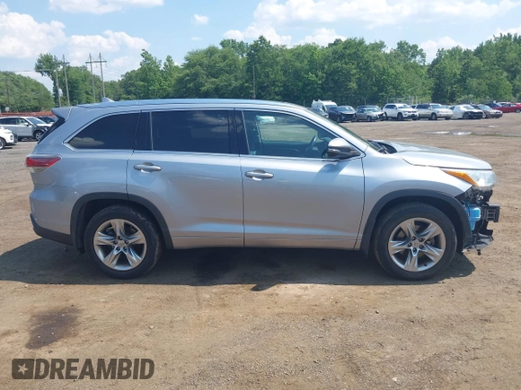2015 Toyota Highlander Limited with VIN 5TDDKRFH1FS095798, listed as a IAAI auction lot 42656704 with 94,764 mi miles and . Bid and sale history available at DreamBid. Image 13.