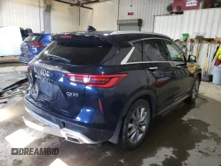 2019 Infiniti QX50 LUXE with VIN 3PCAJ5M35KF136812, listed as a Copart auction lot 43558033 with 57,577 mi miles. Bid and sale history available at carsss.com. Image 4.