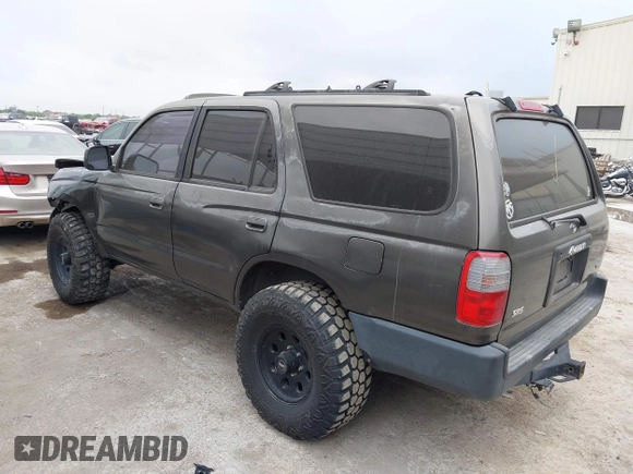 1998 Toyota 4Runner SR5 z VIN JT3GN86R3W0082047, wystawiony jako IAAI lot #42030018 z przebiegiem 259 894 mil mil oraz . Historia ofert i sprzedaży dostępna na DreamBid. Obrazek 3.