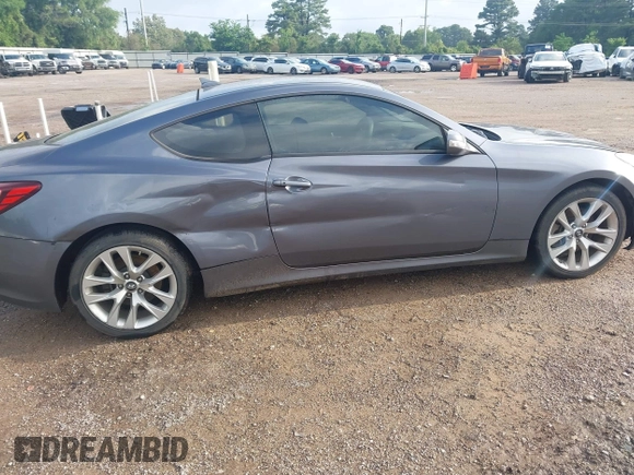 2015 Hyundai Genesis Coupe 3.8L Base с VIN KMHHU6KJ3FU124857, выставлен на аукционе IAAI как лот 42168363 с пробегом 130 469 миль миль и . История ставок и продаж доступна на DreamBid. Изображение 13.
