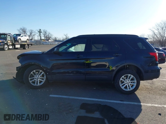 2016 Ford Explorer with VIN 1FM5K8B85GGB38812, listed as a IAAI auction lot 41757370 with 84,281 mi miles and . Bid and sale history available at carsss.com. Image 14.