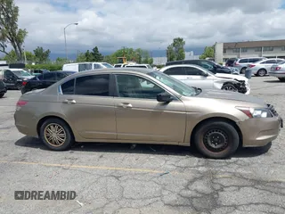2008 Honda Accord LX z VIN JHMCP26318C025410, wystawiony jako IAAI lot #42244352 z przebiegiem 187 929 mil mil oraz . Historia ofert i sprzedaży dostępna na DreamBid. Obrazek 13.