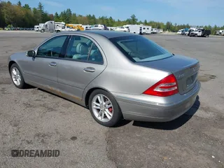2003 Mercedes-Benz C 240 with VIN WDBRF81J33F416250, listed as a IAAI auction lot 42255841 with 307,737 mi miles and . Bid and sale history available at DreamBid. Image 3.