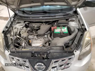 2015 Nissan Rogue S z VIN JN8AS5MVXFW251183, wystawiony jako Copart lot #56011665 z przebiegiem 79 425 mil mil oraz Szkody całkowita. Historia ofert i sprzedaży dostępna na DreamBid. Obrazek 12.
