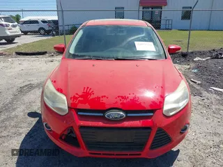 2012 Ford Focus SEL with VIN 1FAHP3M22CL213780, listed as a IAAI auction lot 42071129 with 151,924 mi miles. Bid and sale history available at carsss.com. Image 6.